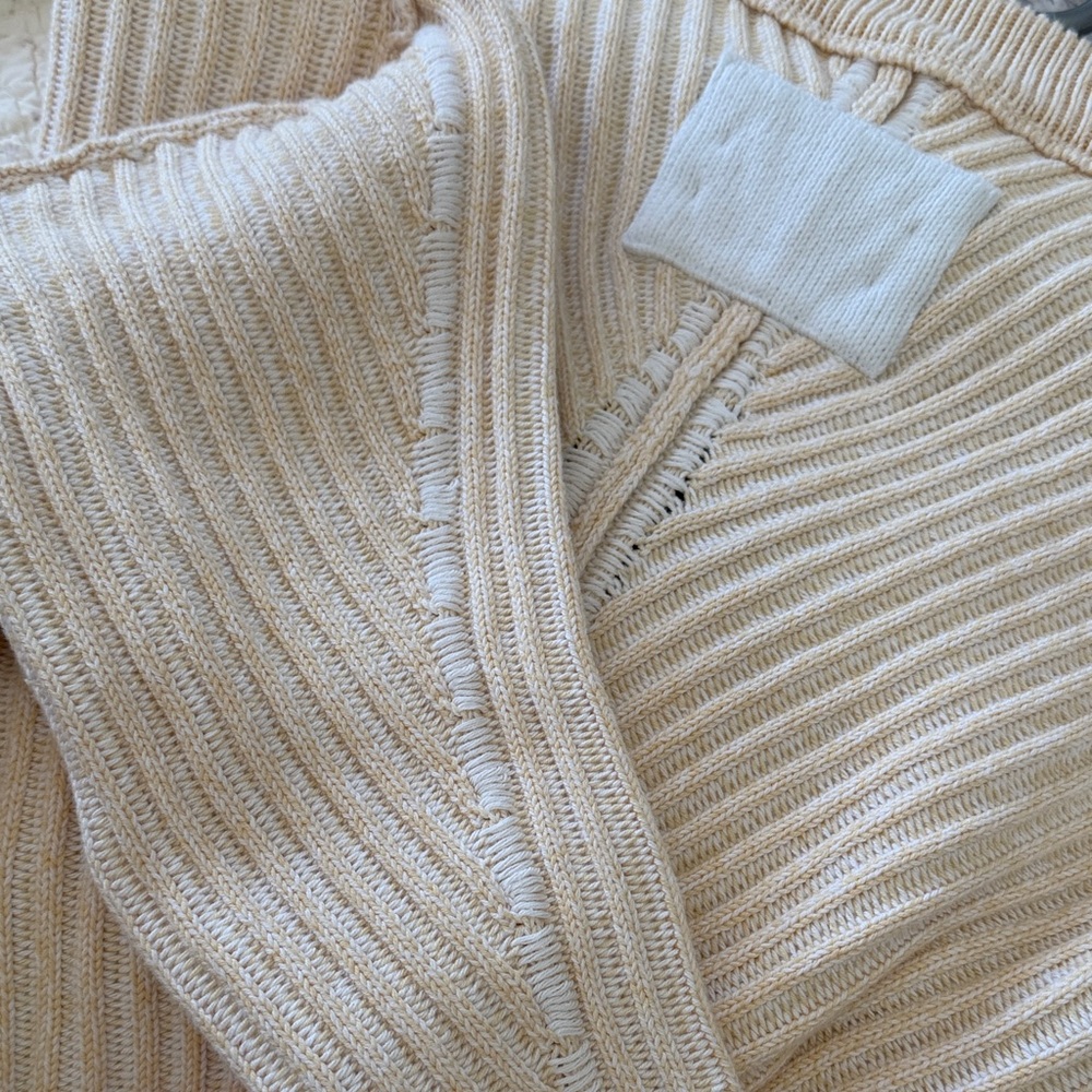 NWOT We The Free Freeway Cream V-Neck Sweater L Large - Picture 6 of 7